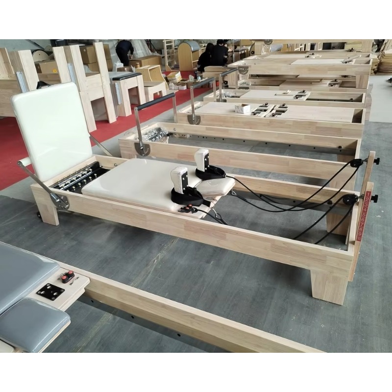 Pilates Yoga Reformer - ヨガトレーニング ピラティス リフォーマー器具 オーク材ピラティスベッド リフォーマーピラティスマシン